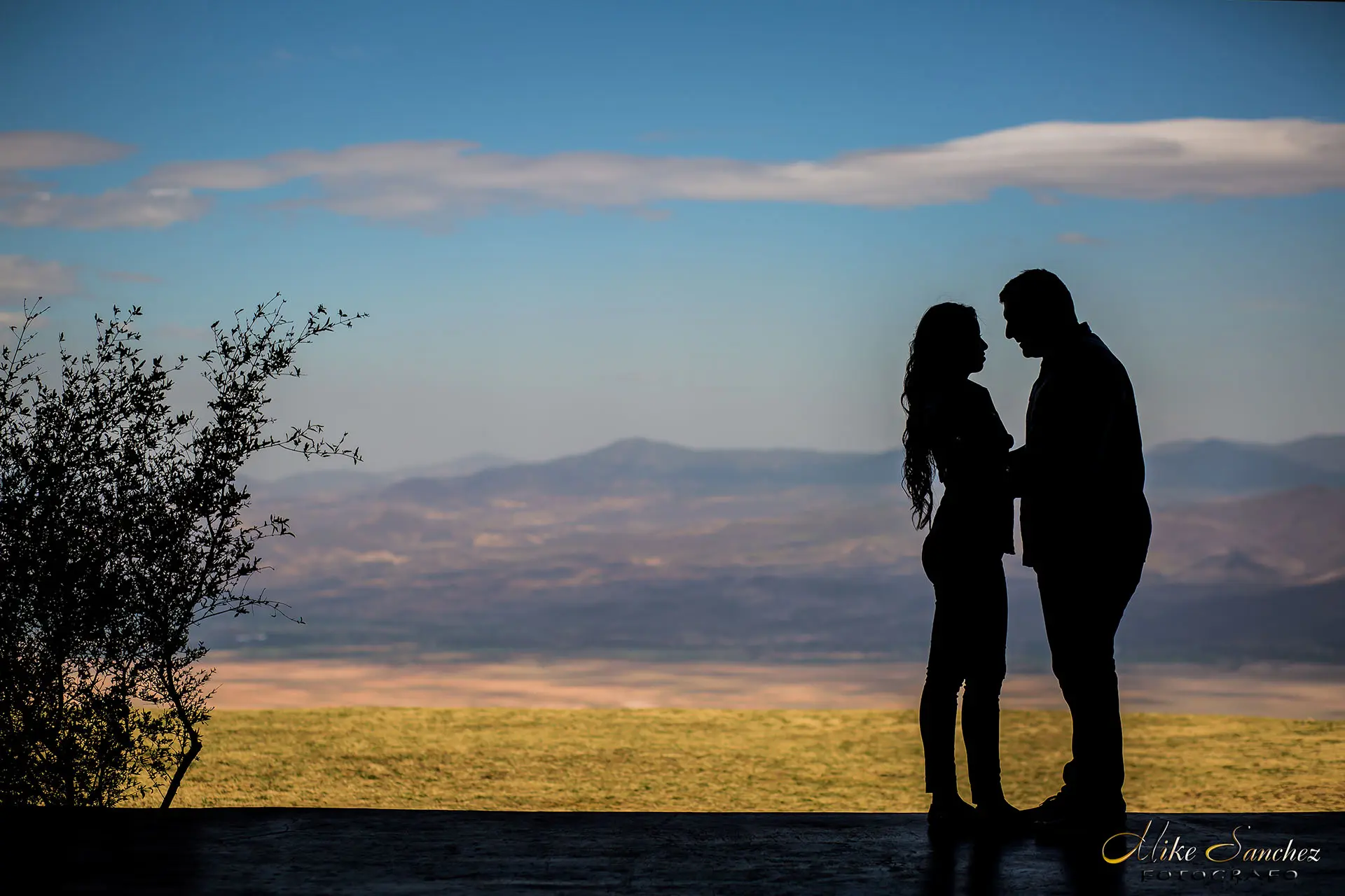 Sesión fotográfica casual en Tapalpa silueta romántica